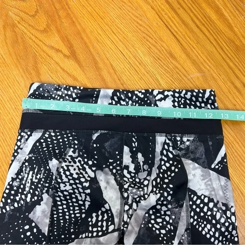 lululemon athletica excellent used